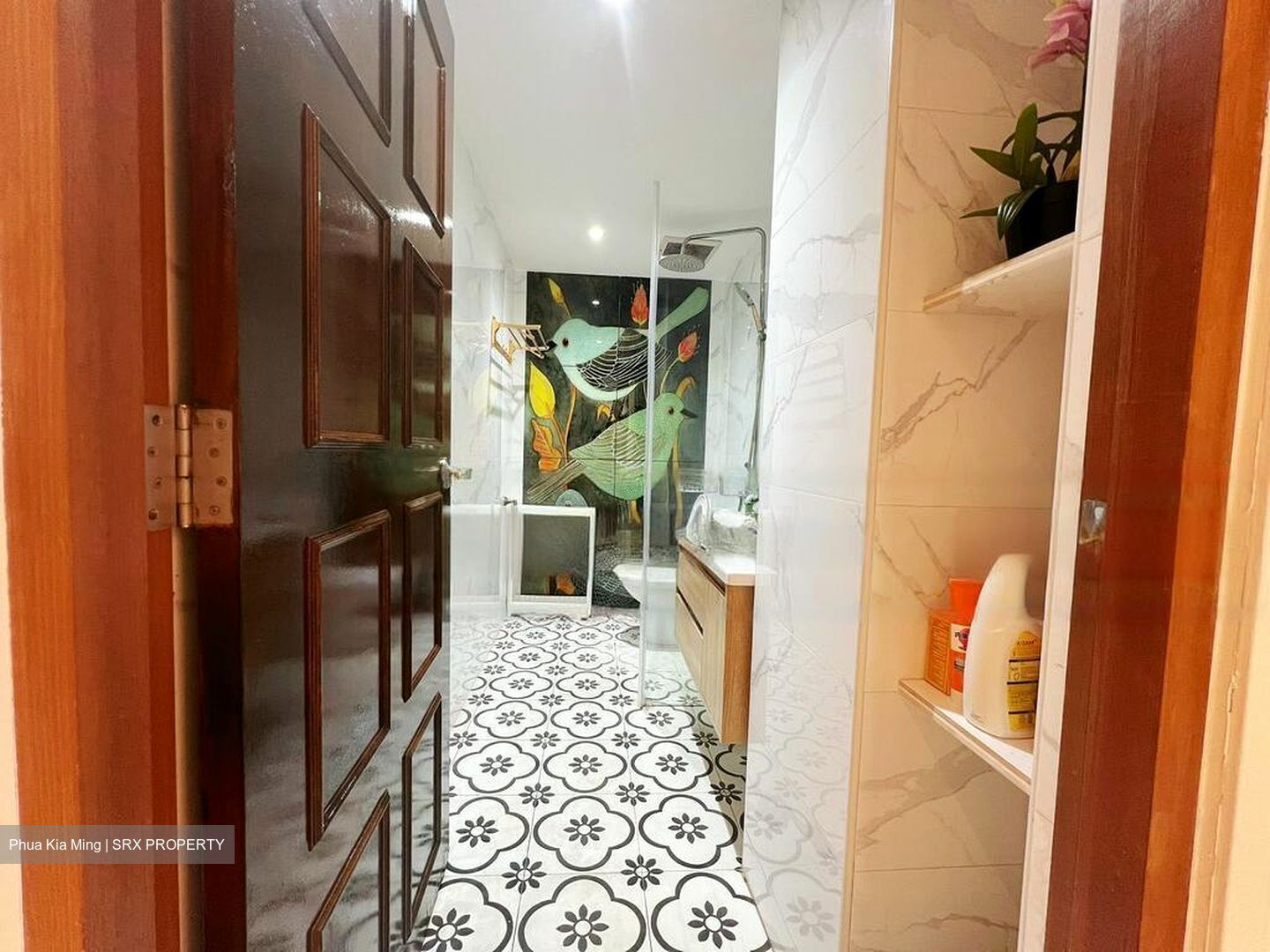 International Plaza (D2), Apartment #465054961